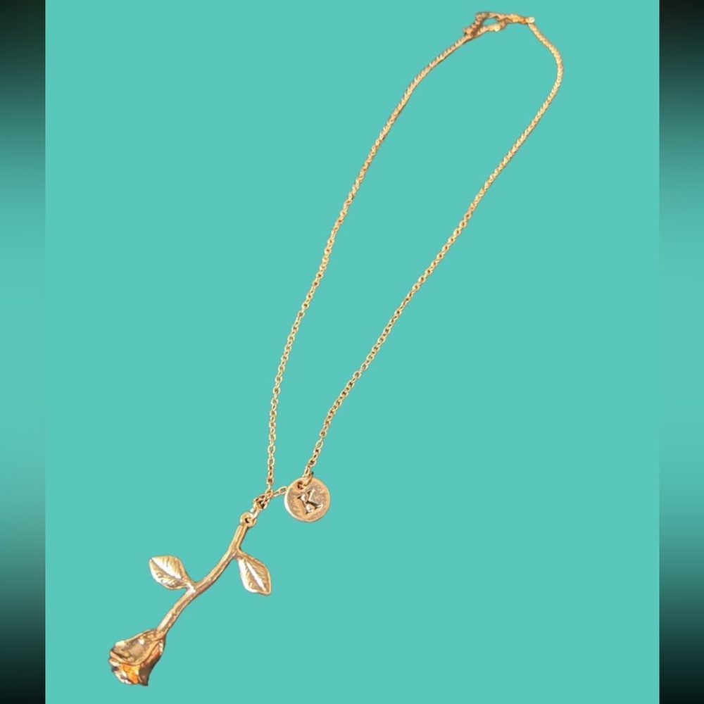 Rose necklace
